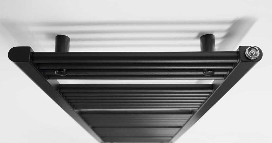 DIRECT grzejnik z bocznym przyłączem 450x1680mm, czarny mat