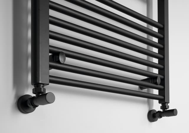 DIRECT grzejnik z bocznym przyłączem 600x960mm, czarny mat