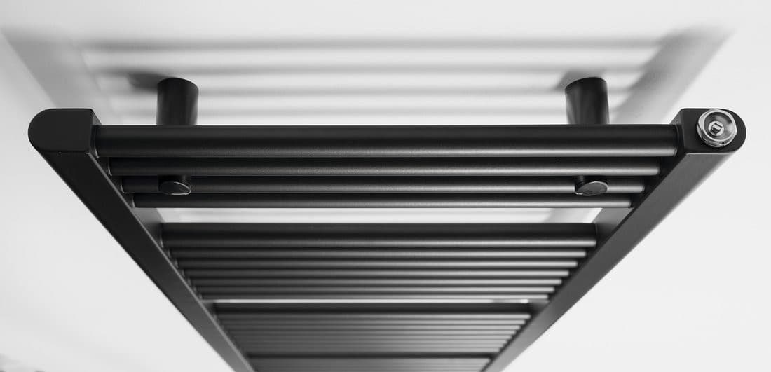 DIRECT grzejnik z bocznym przyłączem 450x1320mm, czarny mat