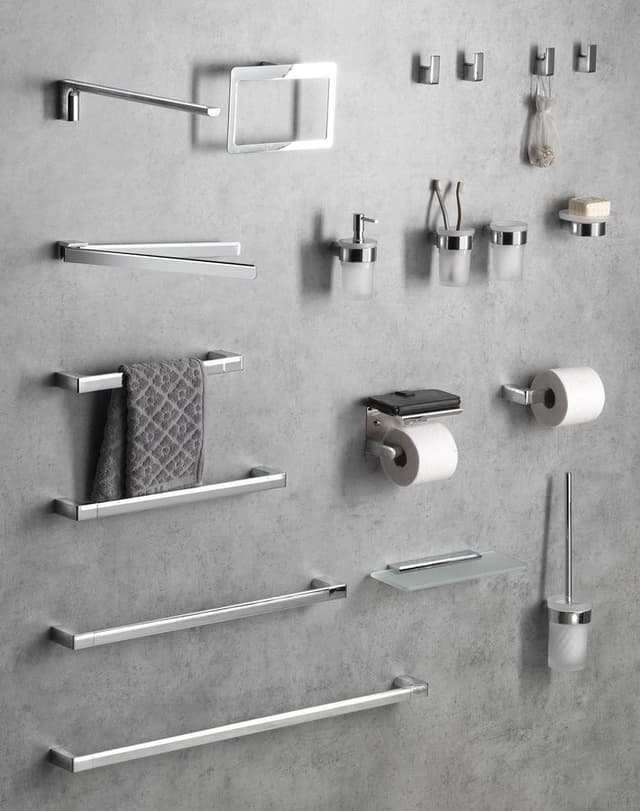 Wieszak na papier toaletowy z półką, chrom