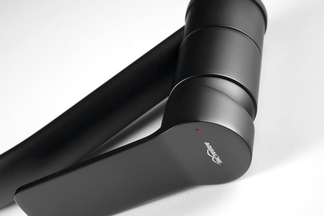 SINTRA bateria umywalkowa z obrotową głowicą, czarny mat