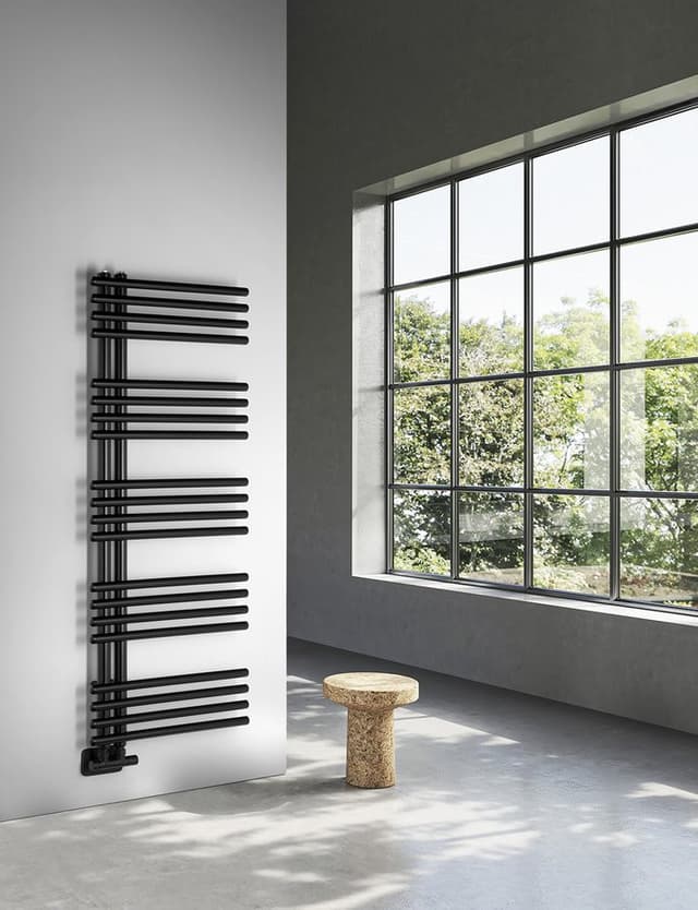 NYMPHA grzejnik łazienkowy 500x1250mm, czarny mat