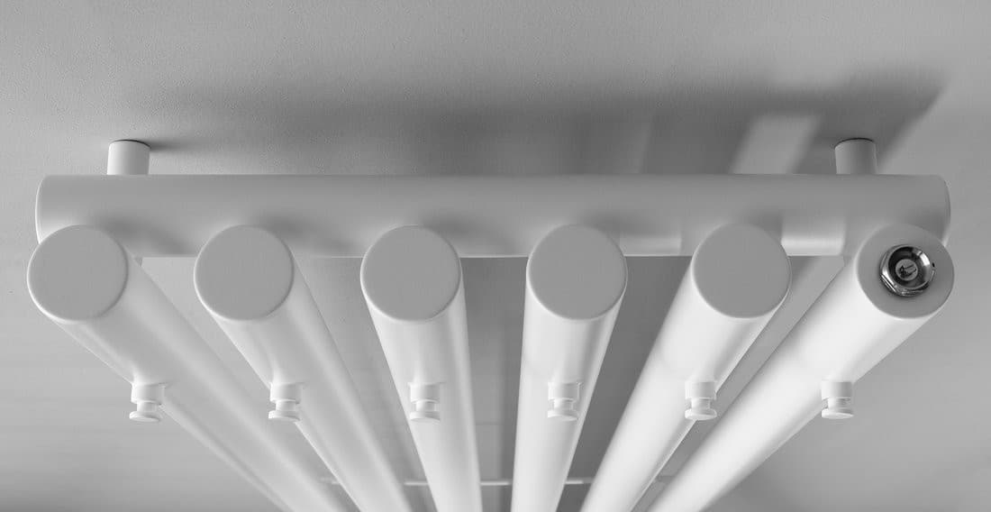 PILON grzejnik łazienkowy 418x1800mm, 6 wieszaki, biały mat