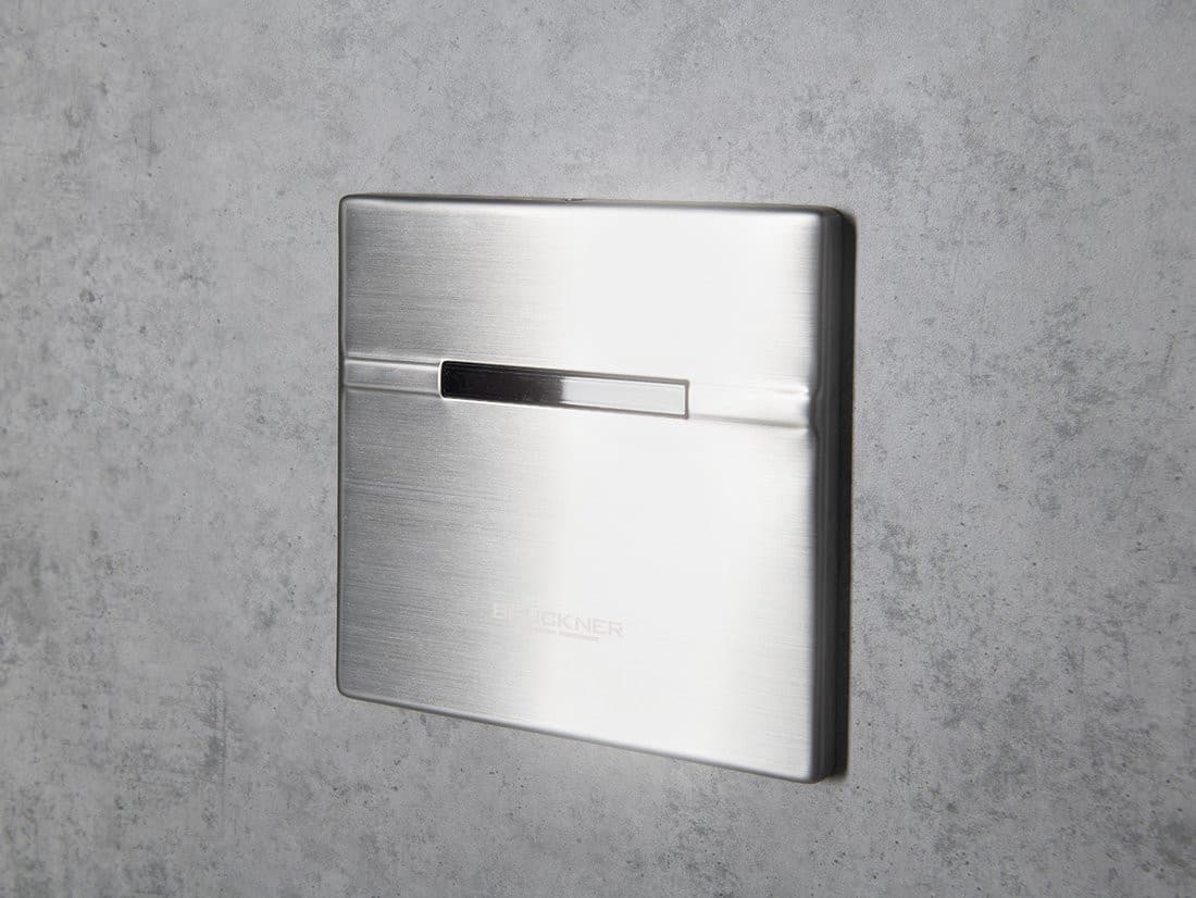 Sensorowy mechanizm spłukujący do pisuaru 6V DC, stal nierdzewna mat