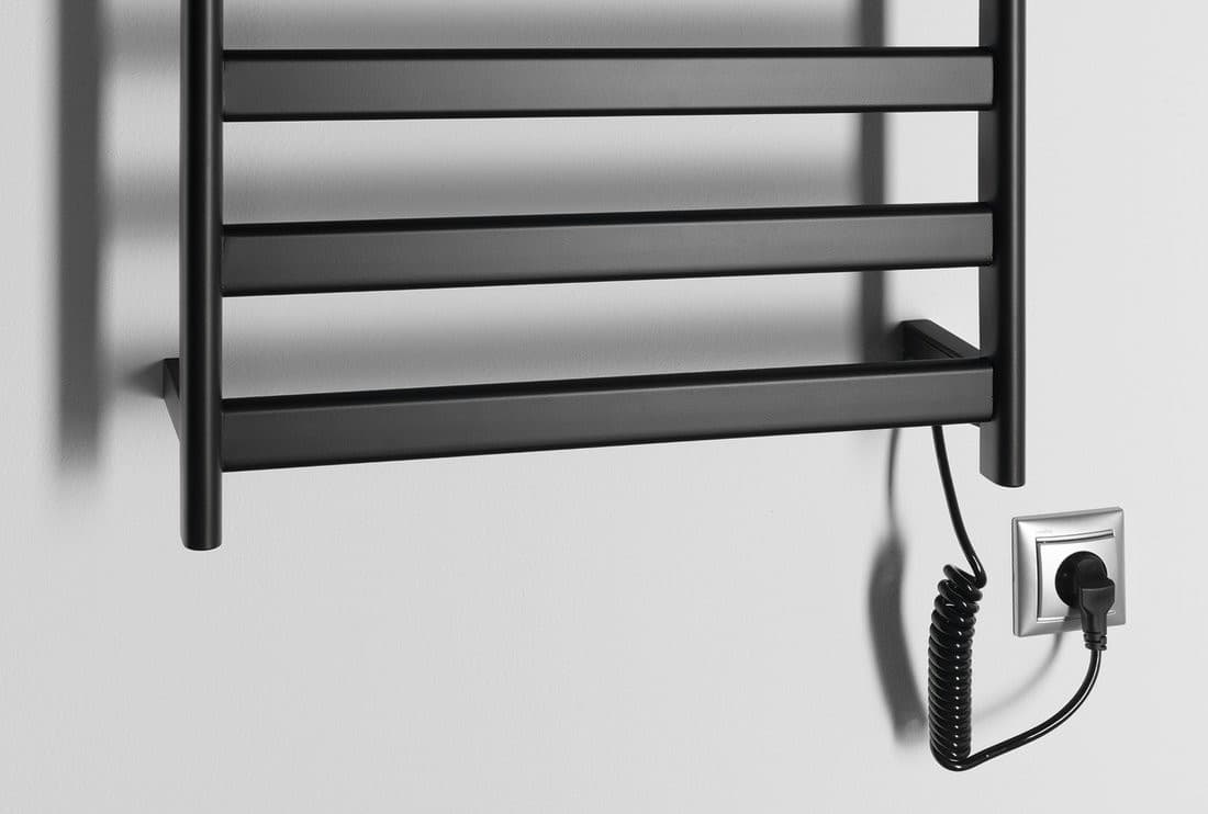 ELIAS elektryczna suszarka na ręczniki 490x730x110 mm, 105 W, czarny mat