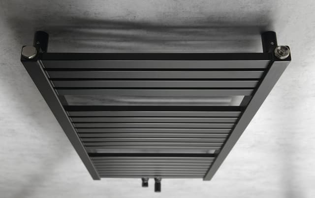 TONDI grzejnik łazienkowy 450x970 mm, podłączenie centralne, czarny mat