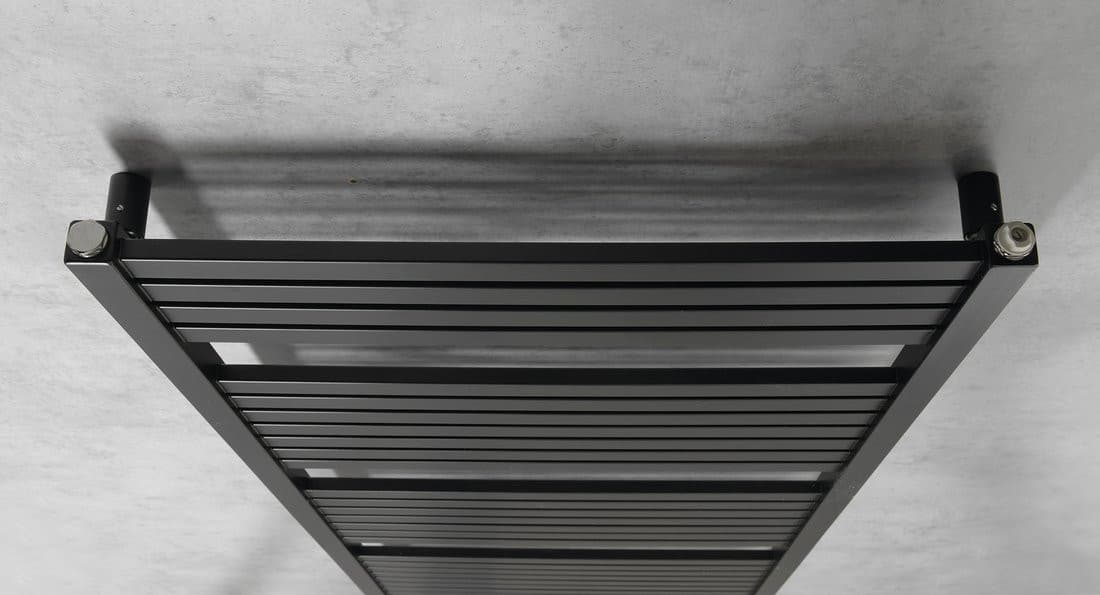 TONDI grzejnik łazienkowy 600x1690 mm, podłączenie centralne, czarny mat