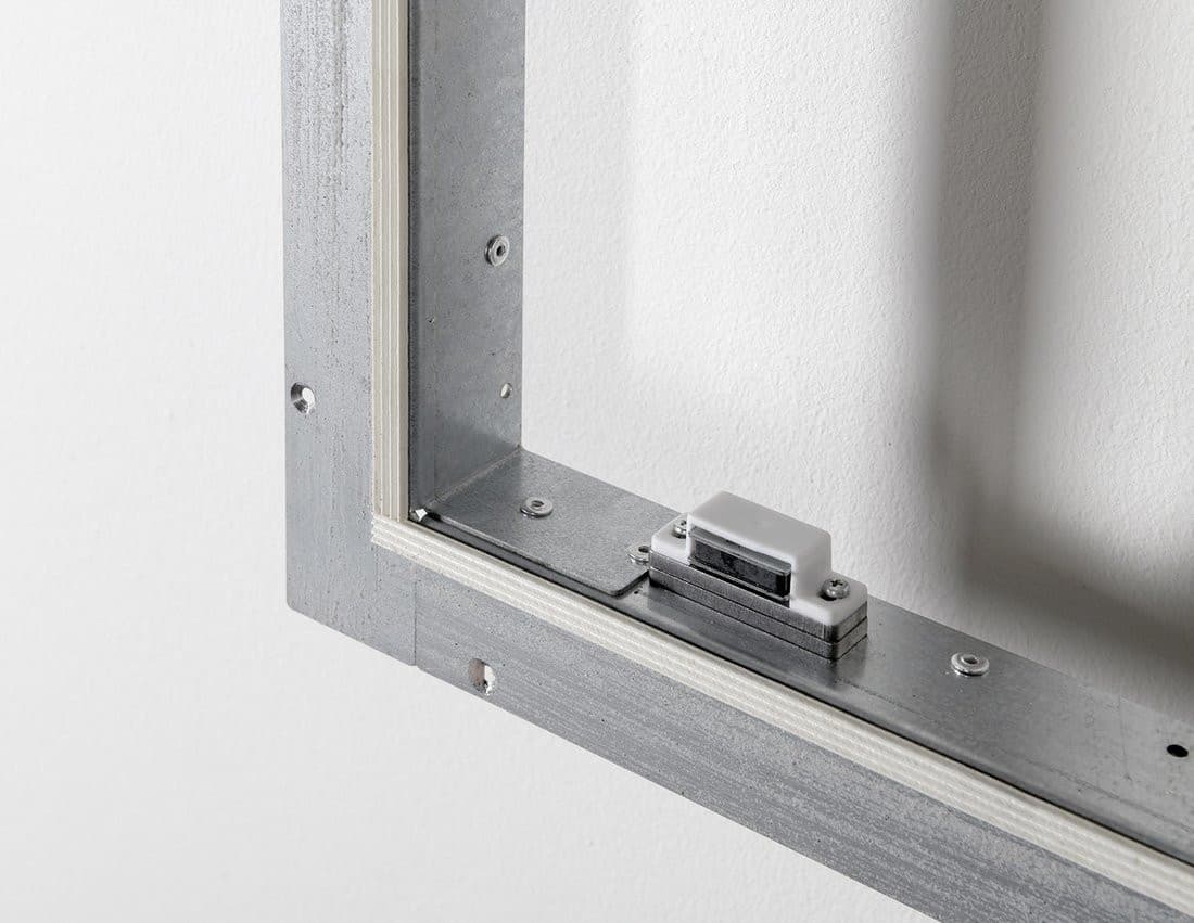 ZARZ drzwiczki rewizyjne pod płytki 50x50cm, otwieranie klik-klak, stal ocynkowana