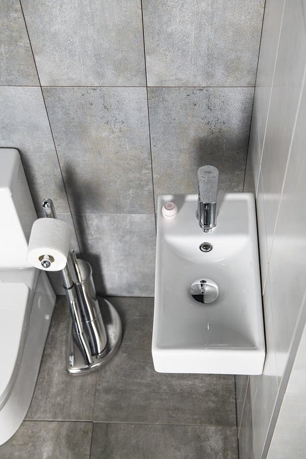 MINOS umywalka ceramiczna 40x22cm, bateria z lewej strony, biała