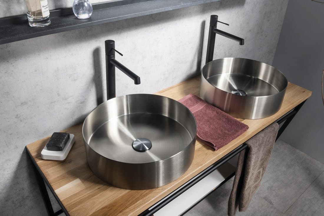 AURUM umywalka ze stali nierdzewnej, średnica 38cm, z korkiem, stal nierdzewna mat