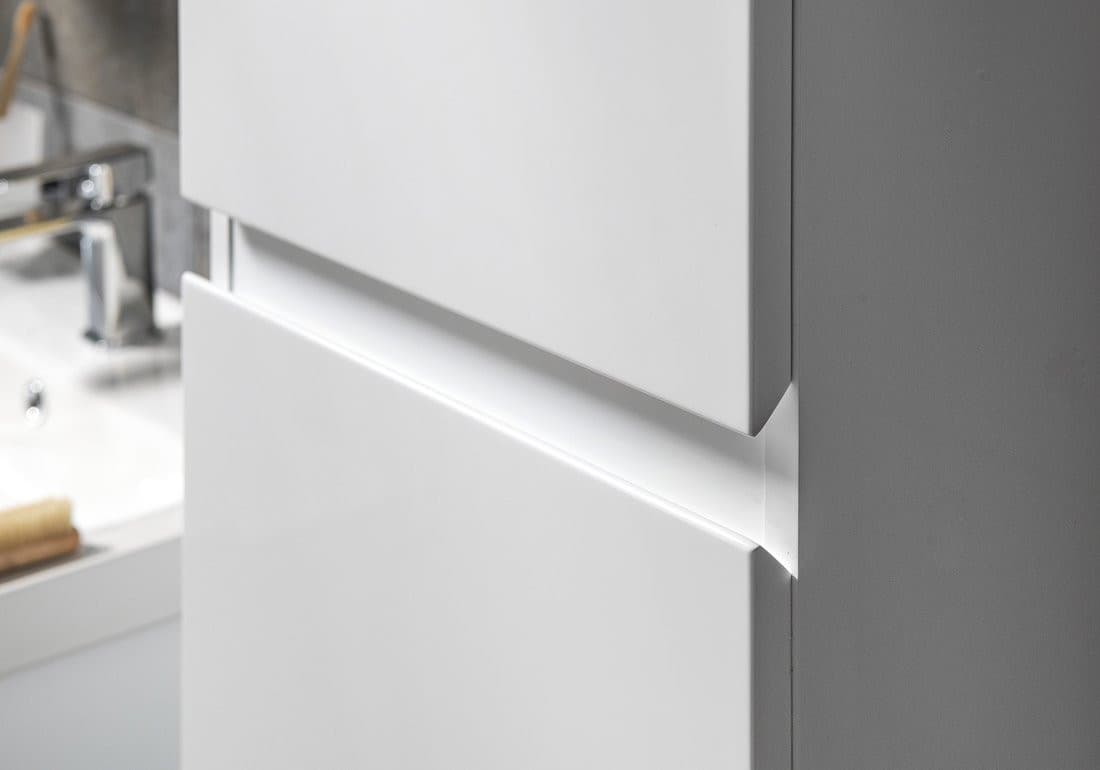 ALTAIR słupek wysoki z koszem na bieliznę 40x184x31cm, prawy, biały