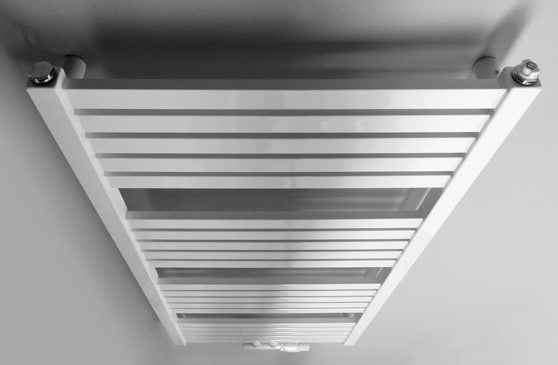GRUNT grzejnik łazienkowy 500x1050 mm, podłaczenie środkowe, biały