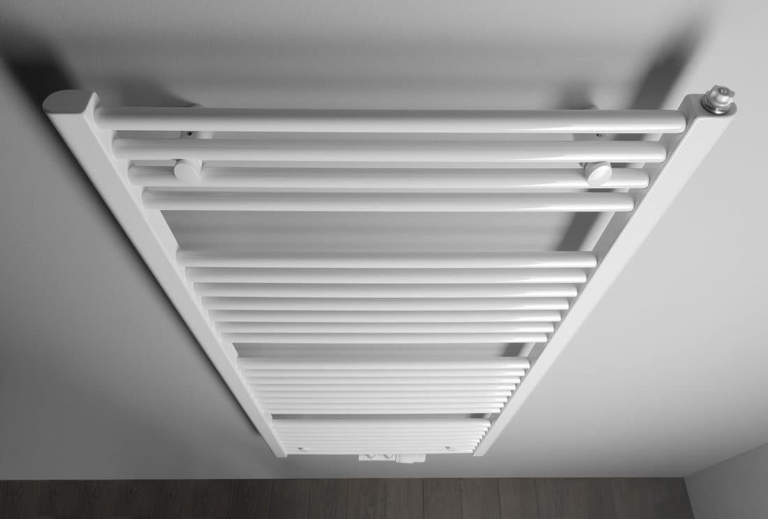 DIRECT grzejnik łazienkowy 600x1320 mm, podączenie środkowe, biały
