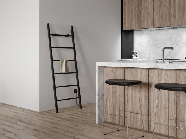 BARBO elektryczna suszarka na ręczniki, kwadratowa, 600x1600mm, 160 W, czarny mat