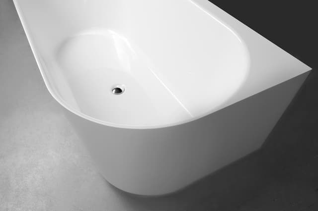 SUSSI L wanna przyścienna, narożna, kompozyt, 150x70x49,5cm, biały