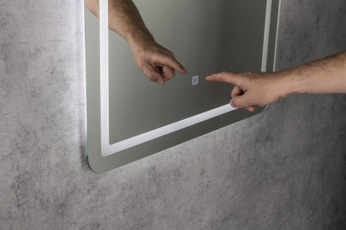 SALICA lustro z oświetleniem LED 60x80cm, czujnik dotykowy, ściemnialne