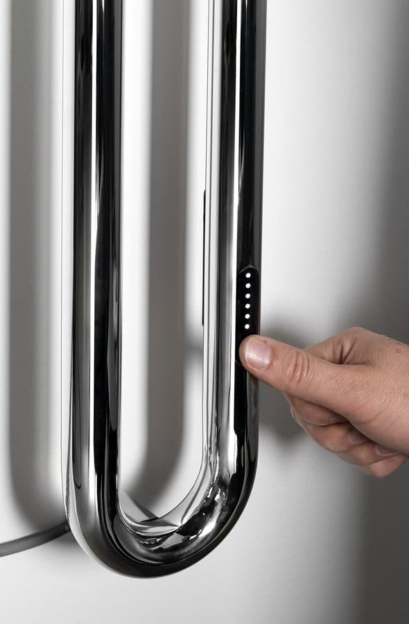 DUOPASSO elektryczna suszarka na ręczniki wył. czasowym, 122x1700mm, 45 W, chrom