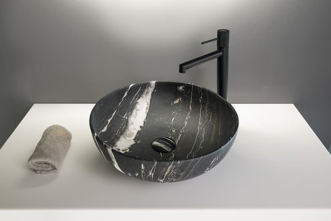 RONDANE umywalka ceramiczna nablatowa średnica 41cm, carnico marmor