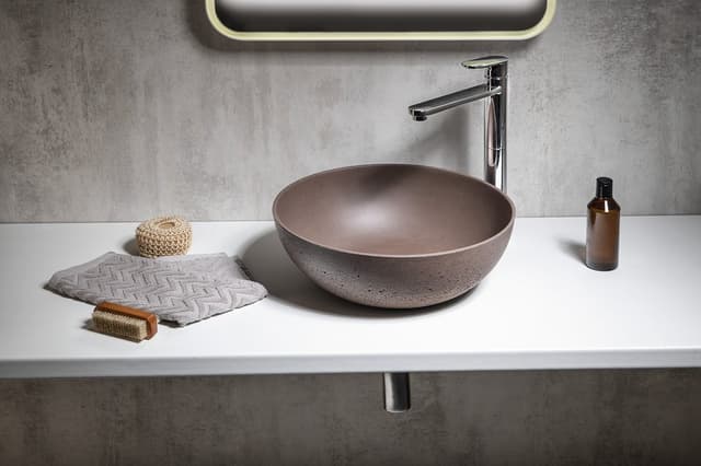 FORMIGO umywalka betonowa nablatowa z odpływem, Ø 39cm, ciemny brąz