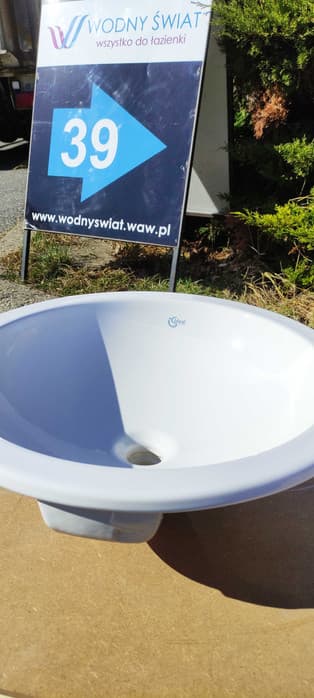 Umywalka wpuszczana w blat Ideal Standard Connect 48cm z przelewem