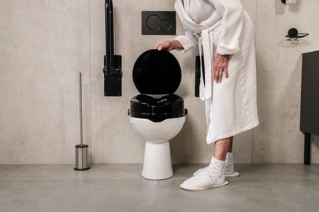 HANDICAP nakładka podwyższająca na sedes 10cm, czarny