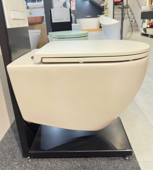 ISVEA INFINITY Miska wc z deską wolnoopadającą ivory