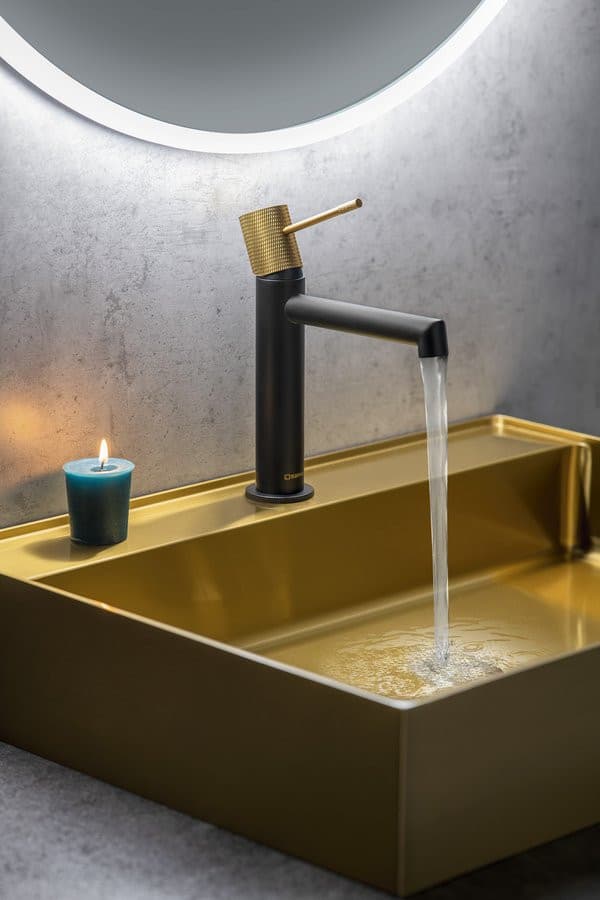 SAPHO SOLARIS Bateria umywalkowa sztorcowa czarna ze złotym mieszaczem