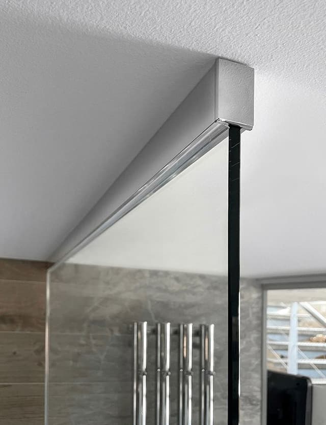 ARCHITEX zestaw do mocowania szkła podłoga-ściana-sufit z listwą spadkową, 1615x2600mm, prawy, polerowany aluminium